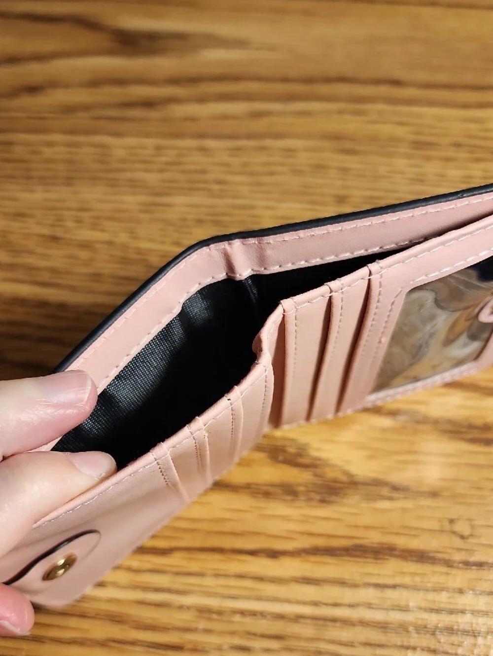 Compact Wallet - Picture 4 of 8